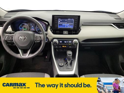2020 Toyota RAV4 Hybrid XLE