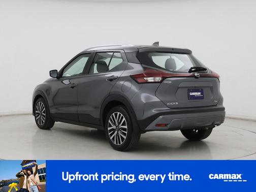 Silver 2022 Nissan Kicks SV