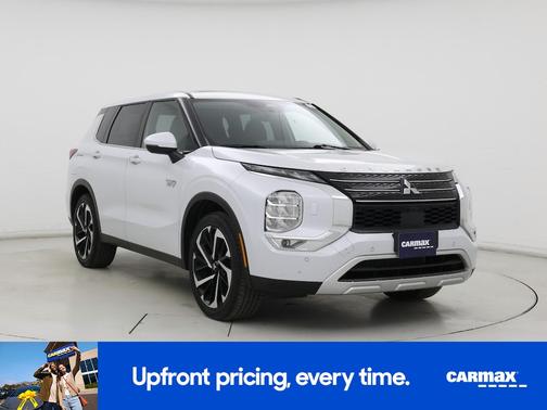 2023 Mitsubishi Outlander PHEV SE