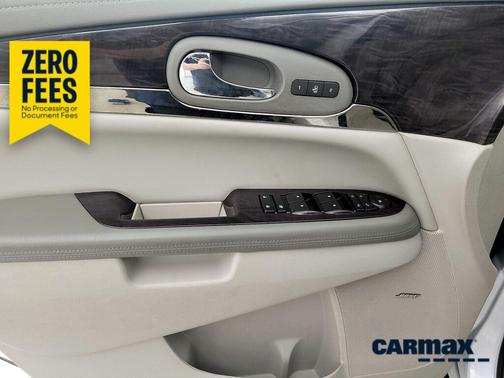 White 2017 Buick Enclave Premium