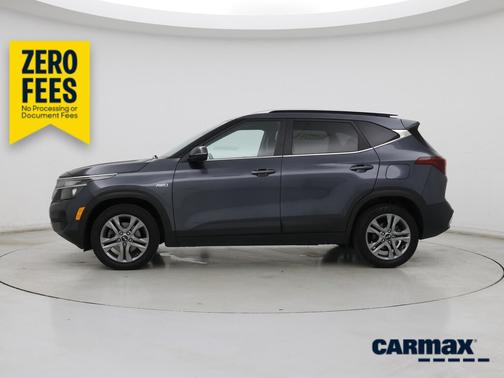 Gray 2021 Kia Seltos S
