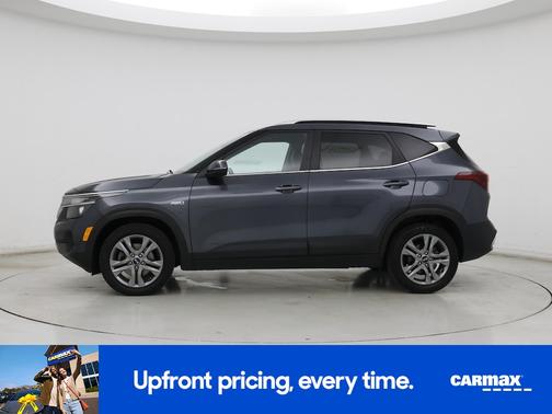 Gray 2021 Kia Seltos S