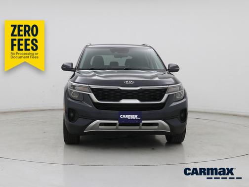 Gray 2021 Kia Seltos S