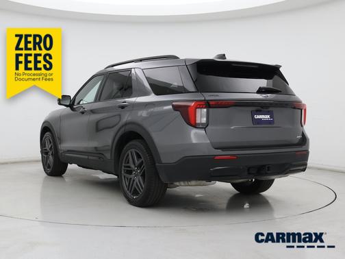 Gray 2025 Ford Explorer ST-Line