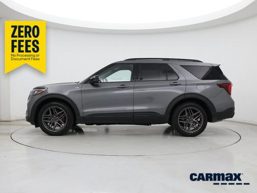 Gray 2025 Ford Explorer ST-Line