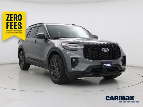 Gray 2025 Ford Explorer ST-Line
