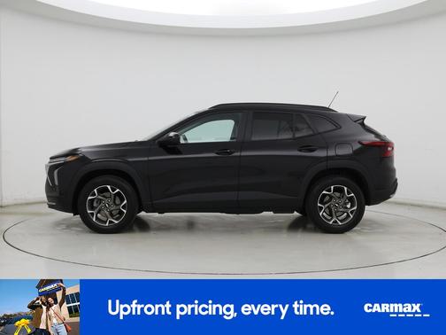 Black 2025 Chevrolet Trax LT