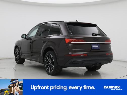 2021 Audi Q7 Premium Plus