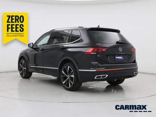 Black 2022 Volkswagen Tiguan SEL R-Line