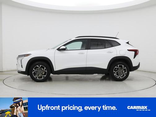 White 2025 Chevrolet Trax LT