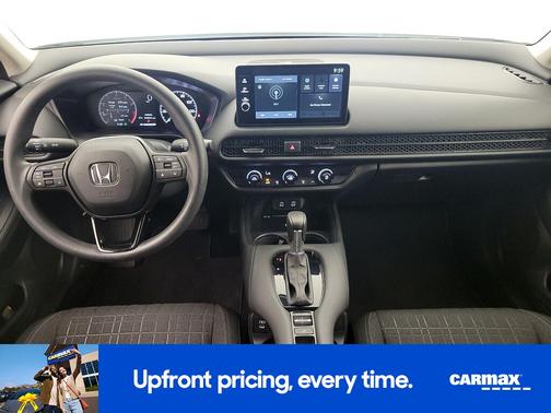 White 2026 Honda HR-V LX