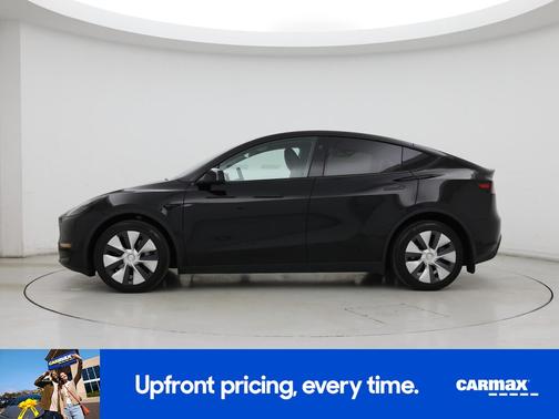 Black 2024 Tesla Model Y Long Range
