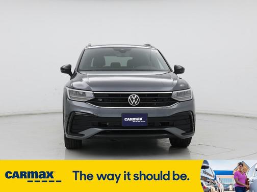 2022 Volkswagen Tiguan SE R-Line Black