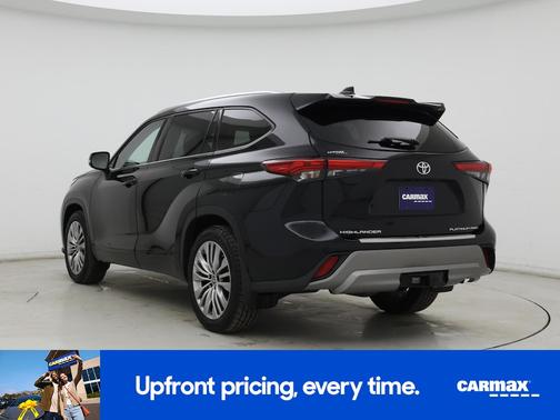 2022 Toyota Highlander Platinum