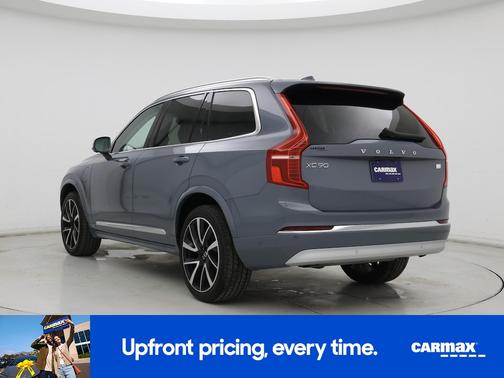 2022 Volvo XC90 Recharge Plug-In Hybrid T8 Inscription Expression