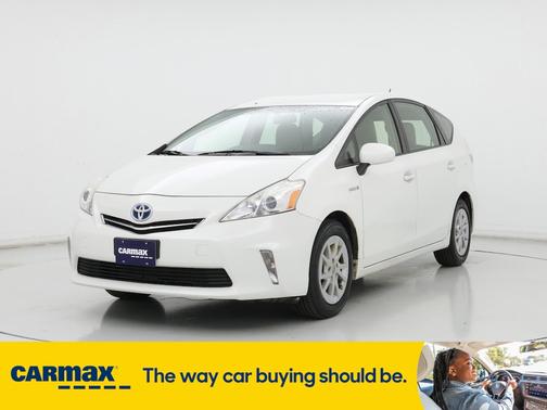 2013 Toyota Prius v Two