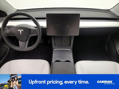 White 2022 Tesla Model 3