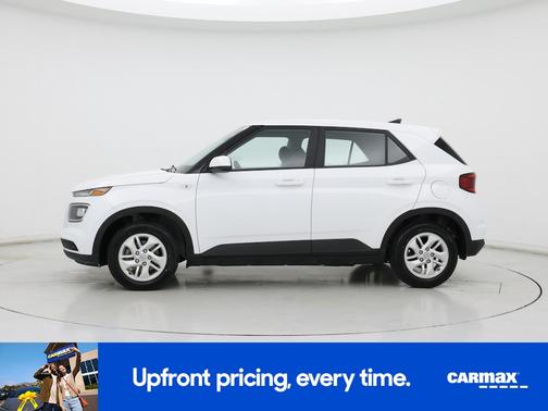 2022 Hyundai VENUE SE