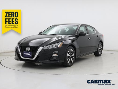 Black 2019 Nissan Altima SL