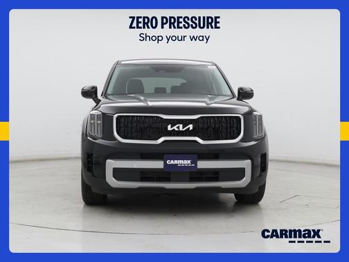 Black 2023 Kia Telluride S