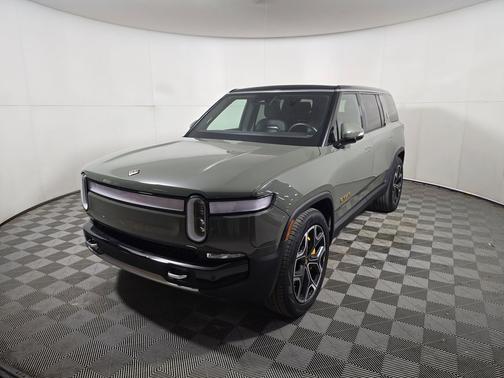 Launch Green 2022 Rivian R1S Launch Edition