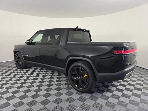 2022 Rivian R1T Adventure