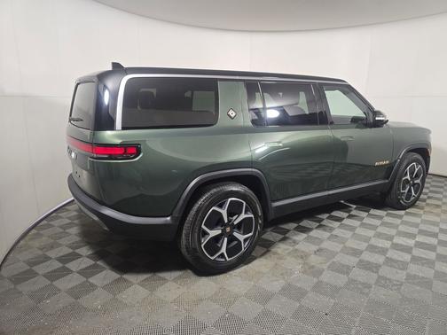 2023 Rivian R1S Adventure