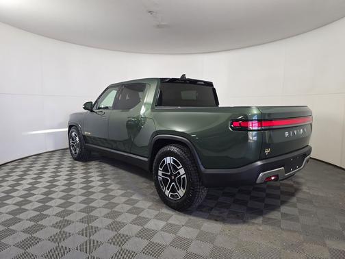 2022 Rivian R1T Adventure