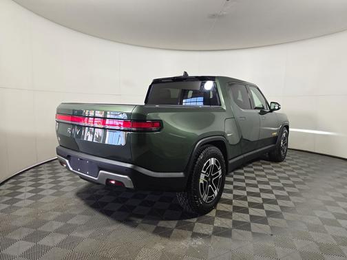 2022 Rivian R1T Adventure