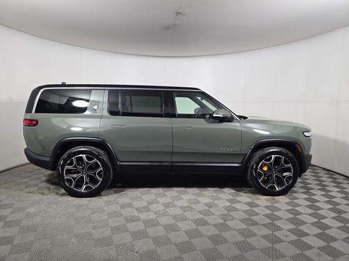 2022 Rivian R1S Launch Edition
