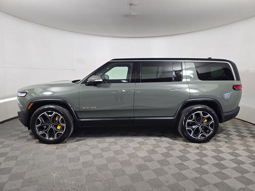 2022 Rivian R1S Launch Edition