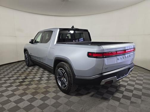LA Silver paint 2025 Rivian R1T Adventure trim