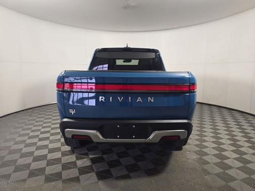 2023 Rivian R1T Adventure Quad Motor Large Pack