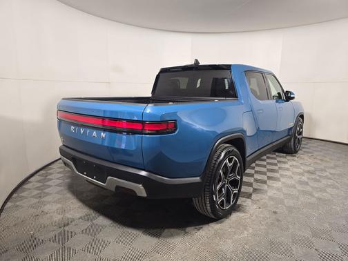 2022 Rivian R1T Adventure