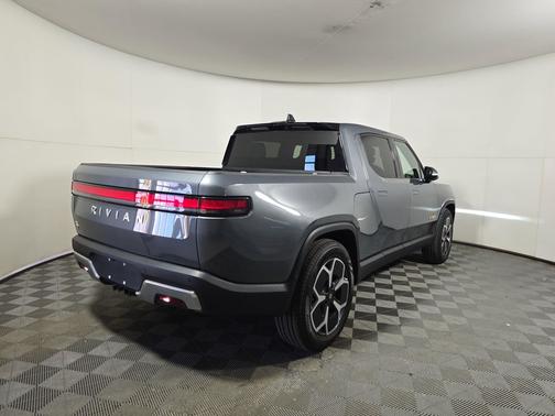 2022 Rivian R1T Adventure