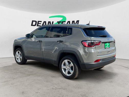 Sting-Gray Clearcoat 2023 Jeep Compass Sport