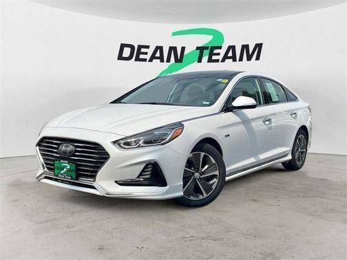 2018 Hyundai SONATA Hybrid Limited