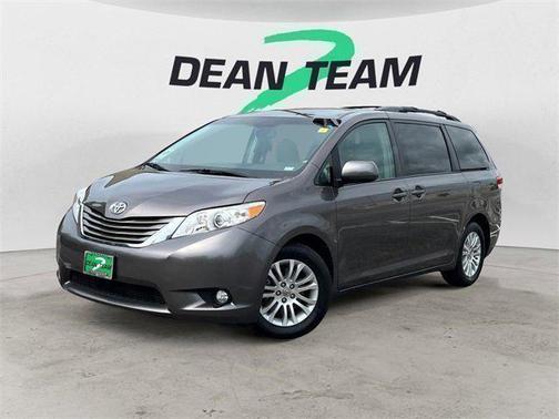 2013 Toyota Sienna XLE
