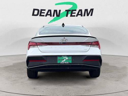 2025 Hyundai ELANTRA HEV SEL Sport