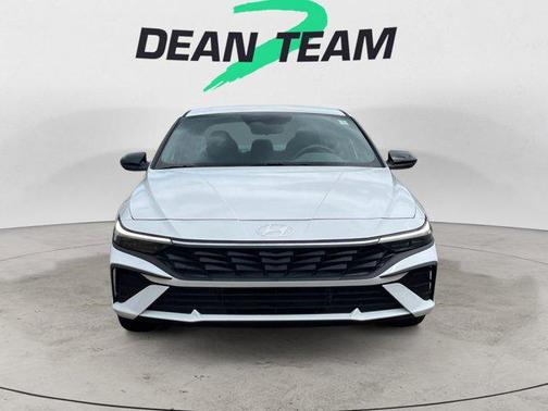 2025 Hyundai ELANTRA HEV SEL Sport