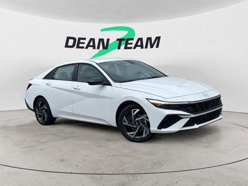2025 Hyundai ELANTRA HEV SEL Sport