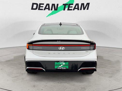 2026 Hyundai SONATA Hybrid SE