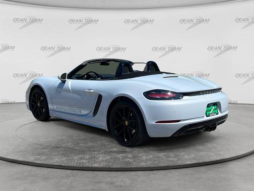 Ice Grey Metallic 2024 Porsche 718 Boxster Style Edition