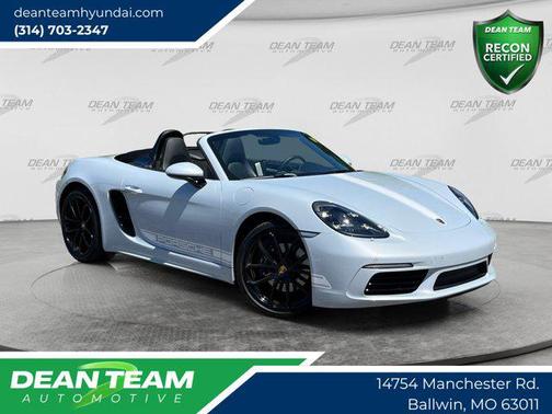 Ice Grey Metallic 2024 Porsche 718 Boxster Style Edition