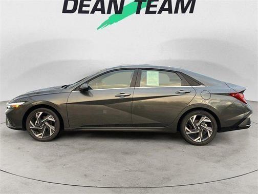 2025 Hyundai ELANTRA HEV Limited