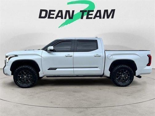 2024 Toyota Tundra Hybrid Platinum