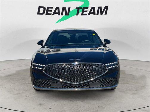 2024 Genesis G90 e-SC