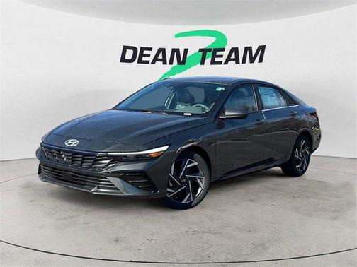 2025 Hyundai ELANTRA SEL
