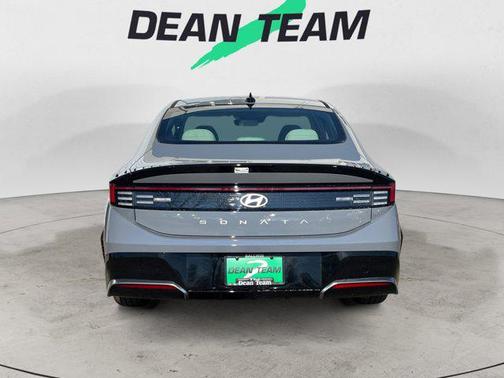 2026 Hyundai SONATA SEL