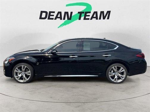 2018 INFINITI Q70L 3.7 LUXE